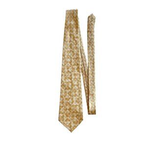 Claiborne Men's100% silk tie made in USA yellow gold color. Traditional 58"x4"